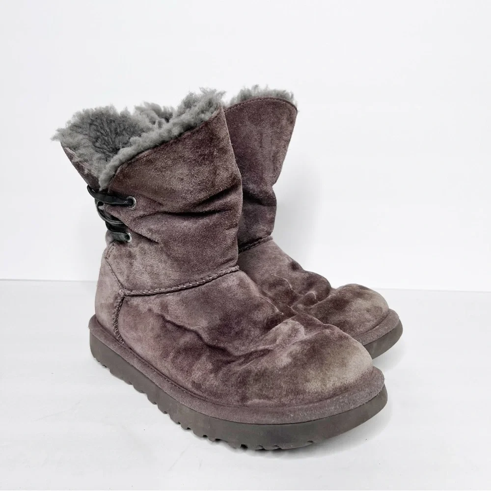 UGG Gray Sherpa Lined Snow Winter Boots Size 5 Women’s